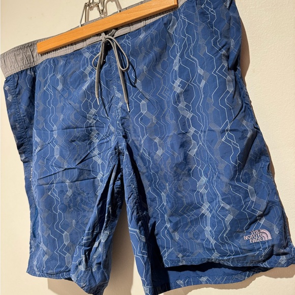 The North Face Swim Trunks - Picture 2 of 5